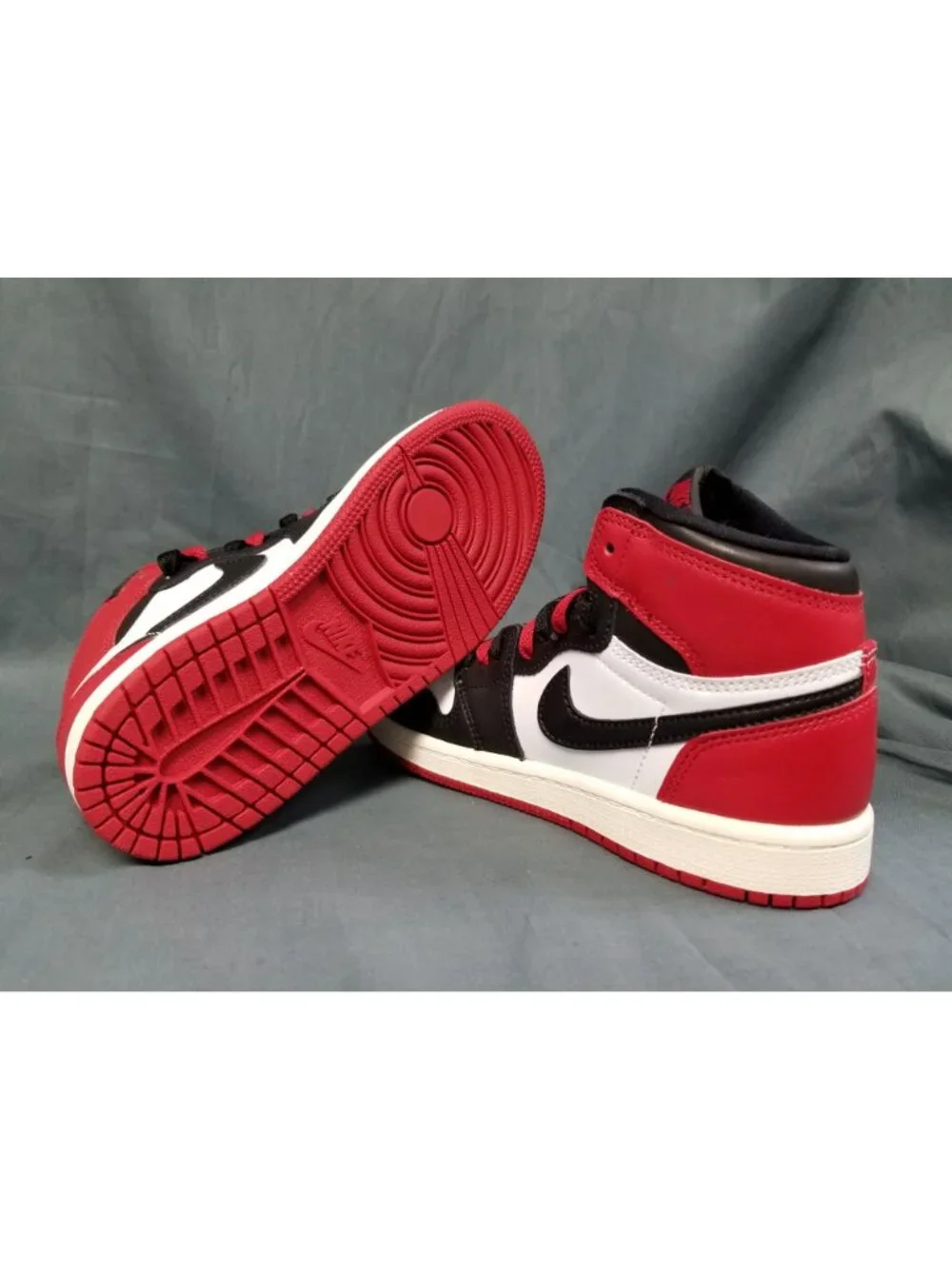 Jordan 1 Retro High OG Black Toe Reimagined DZ5485 106 Men's Size 9 NEW NO BOX!